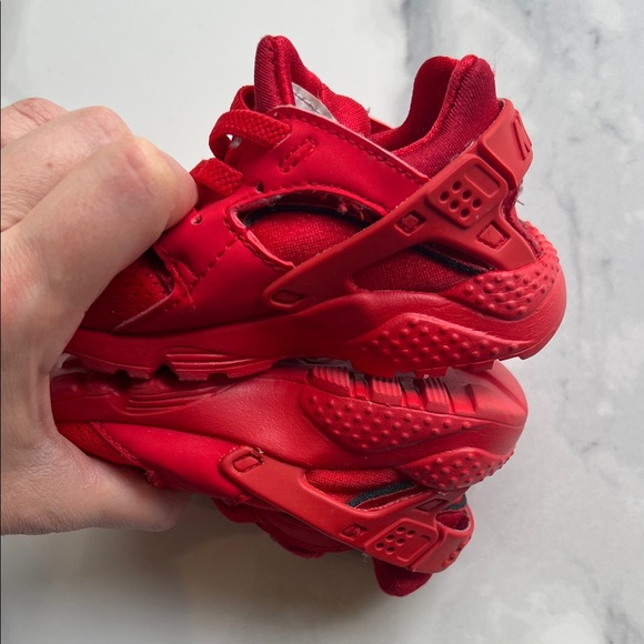 Nike 5C triple red Huarache BABY - Picture 13 of 13